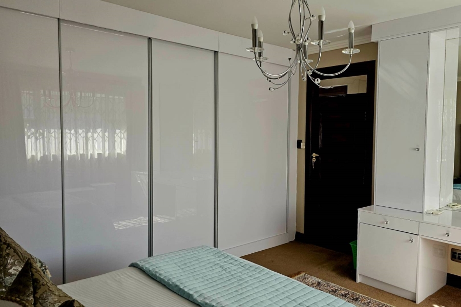4 Bedroom Property for Sale in Heuwelsig Free State